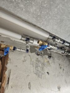 Zuhanyzó felújítás projekt (K)